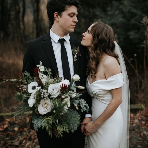 Meet your Posher, Jenna - Picture 1 of 1